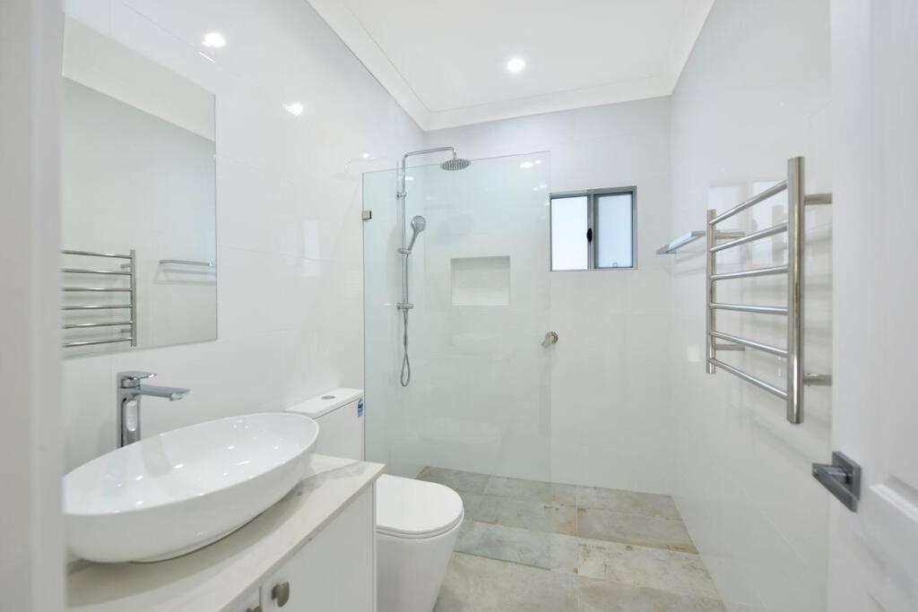 Nuach Cottage - Beautiful Family Home In Лора Экстерьер фото